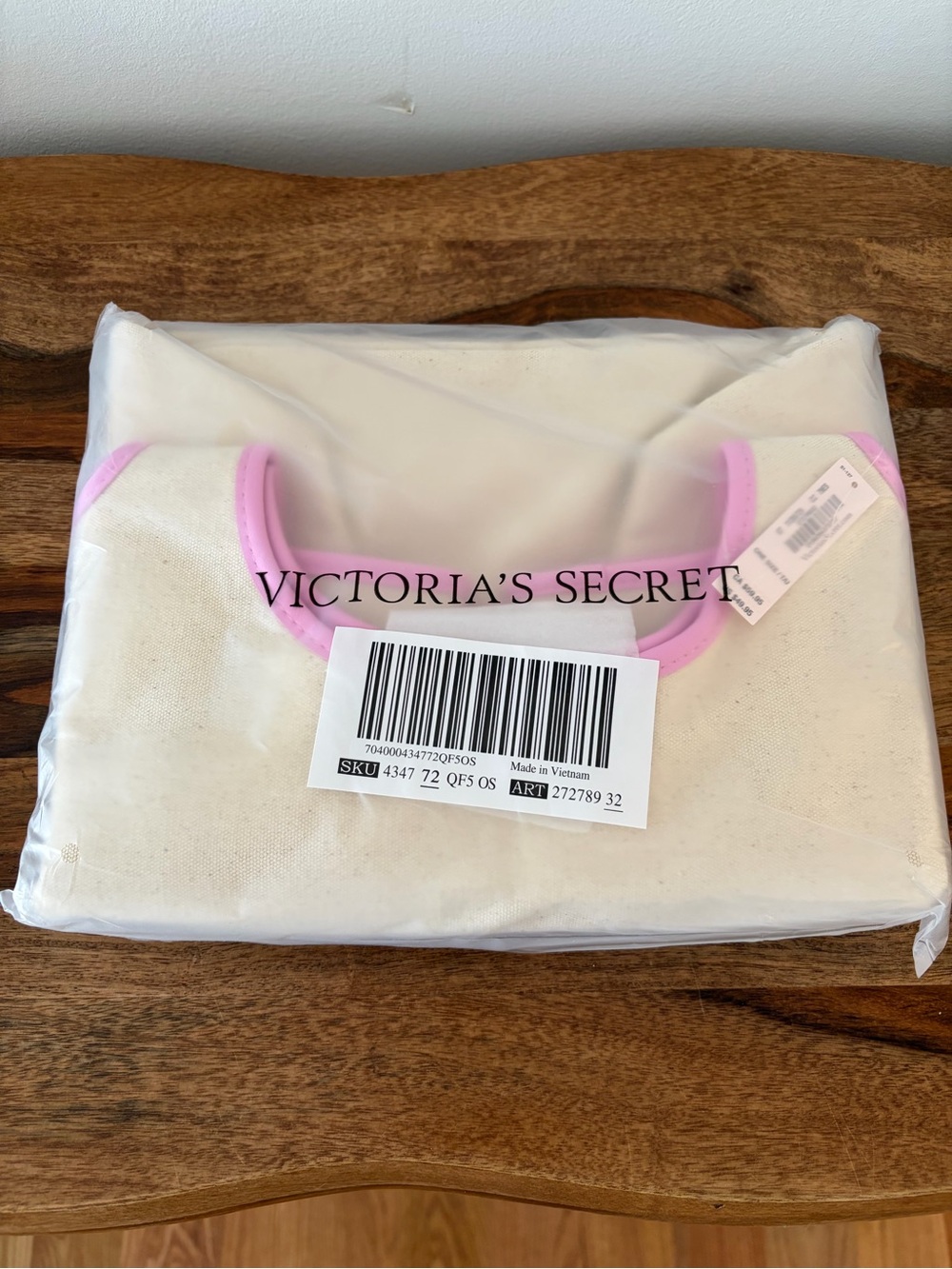 Victoria's Secret Ombré Monogram Logo Tote Bag - Picture 2 of 6